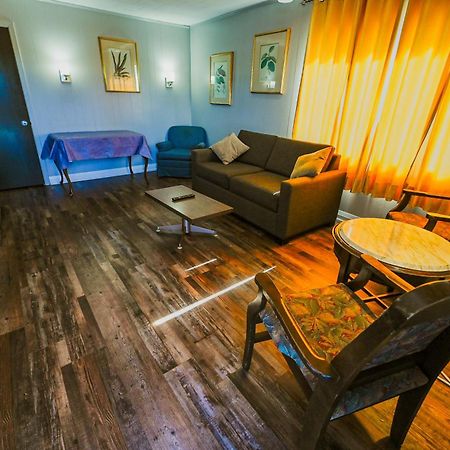 Sauble Beach Lodge Esterno foto